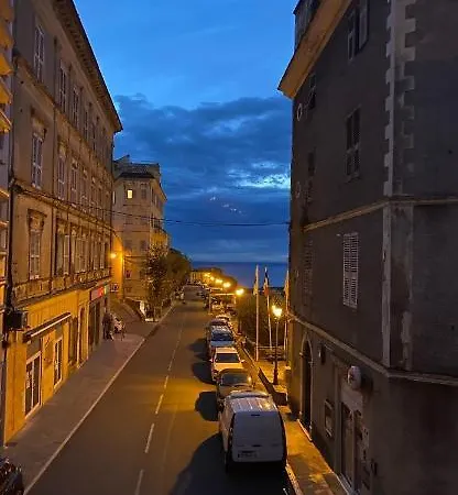 Apartament Cervione, En Plein Coeur Du Village *